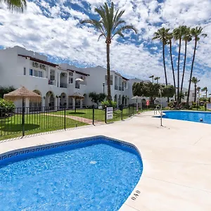 Renovated On Beachside With Pool Appartement Nerja
